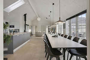 Stort familievenligt sommerhus ved Storebælt