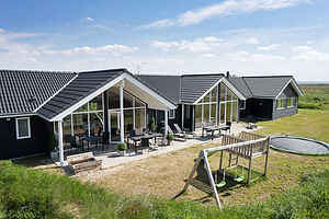 Luxus-Ferienhaus mit Pool an der Nordsee