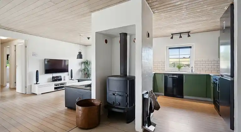 Geräumiges Ferienhaus für 12 mit Pool & Spa