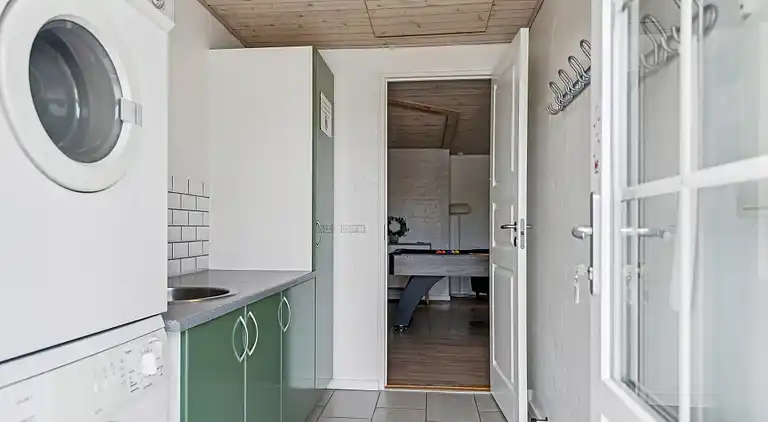 Geräumiges Ferienhaus für 12 mit Pool & Spa