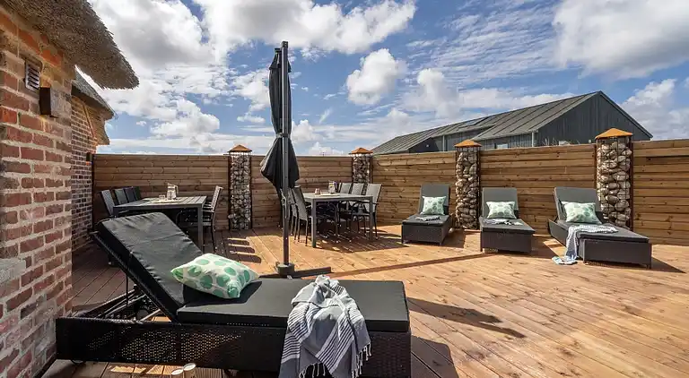 Luxus-Ferienhaus an der Nordsee mit Pool