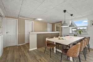 Søndervig: familiehus med pool og spa