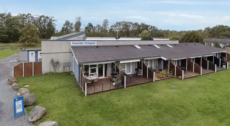 Lys feriebolig nær strand og pool i Dueodde