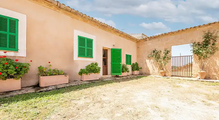 Cottage in El Palmer