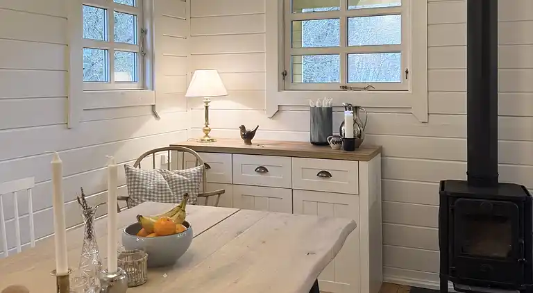 Hyggeligt og moderne sommerhus midt i skoven