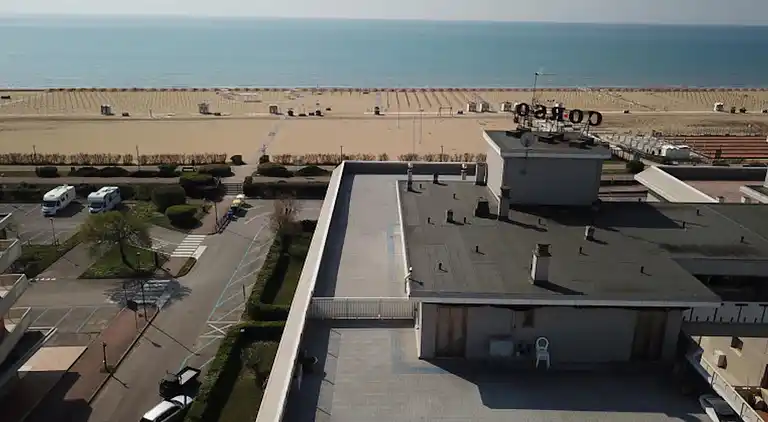 Spacious sea view flat with terrace