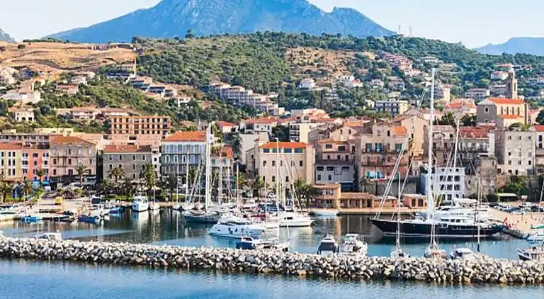 Ferienwohnung in Arbellara