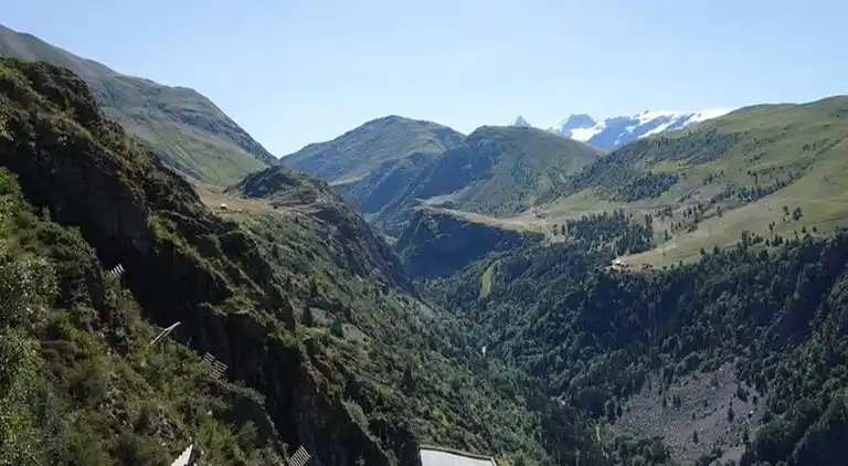 Apartment in Éclose-Est