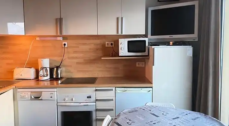 Apartment in Éclose-Est