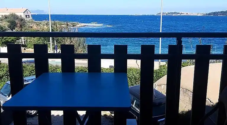 Apartment in Six-Fours-les-Plages