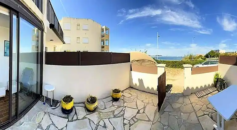 Apartment in Six-Fours-les-Plages