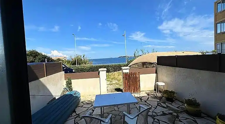 Apartment in Six-Fours-les-Plages