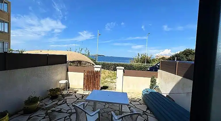 Apartment in Six-Fours-les-Plages