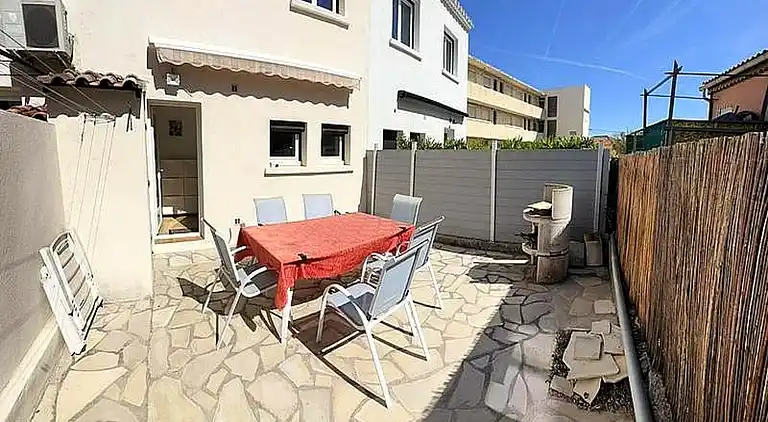 Apartment in Six-Fours-les-Plages