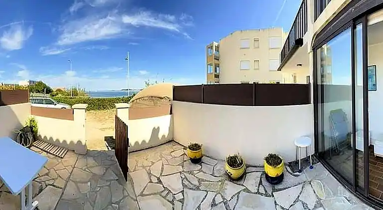 Apartment in Six-Fours-les-Plages