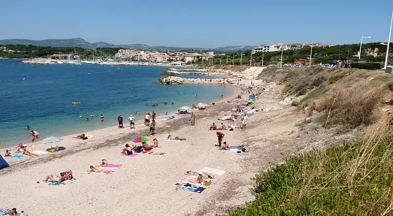 Apartment in Six-Fours-les-Plages