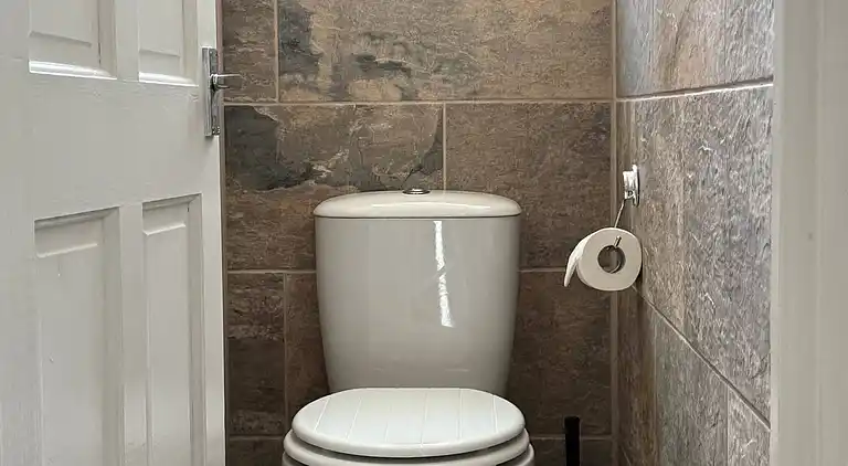 3-Bedroom Home with Conservatory – Abbey Wood, London