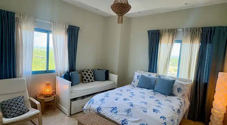 JuanDolio Penthouse, 3 Schlafzimmer, Strandlage gegenüber