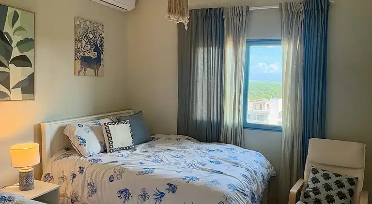 JuanDolio Penthouse, 3 Schlafzimmer, Strandlage gegenüber