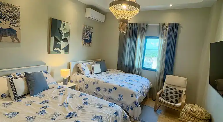 JuanDolio Penthouse, 3 Schlafzimmer, Strandlage gegenüber
