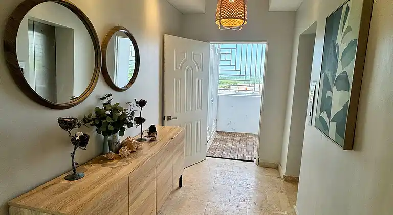 JuanDolio Penthouse, 3 Schlafzimmer, Strandlage gegenüber