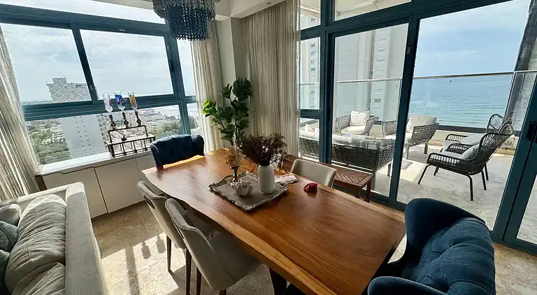 JuanDolio Penthouse, 3 Schlafzimmer, Strandlage gegenüber
