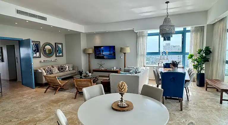 JuanDolio Penthouse, 3 Schlafzimmer, Strandlage gegenüber