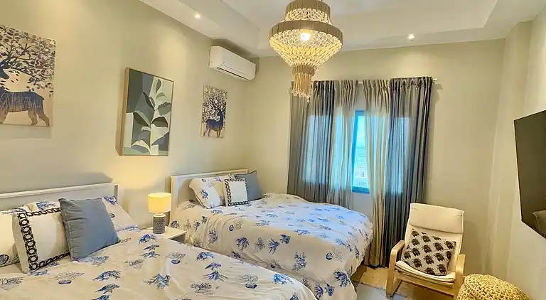 JuanDolio Penthouse, 3 Schlafzimmer, Strandlage gegenüber