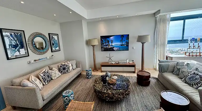 JuanDolio Penthouse, 3 Schlafzimmer, Strandlage gegenüber