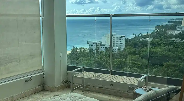 JuanDolio Penthouse, 3 Schlafzimmer, Strandlage gegenüber