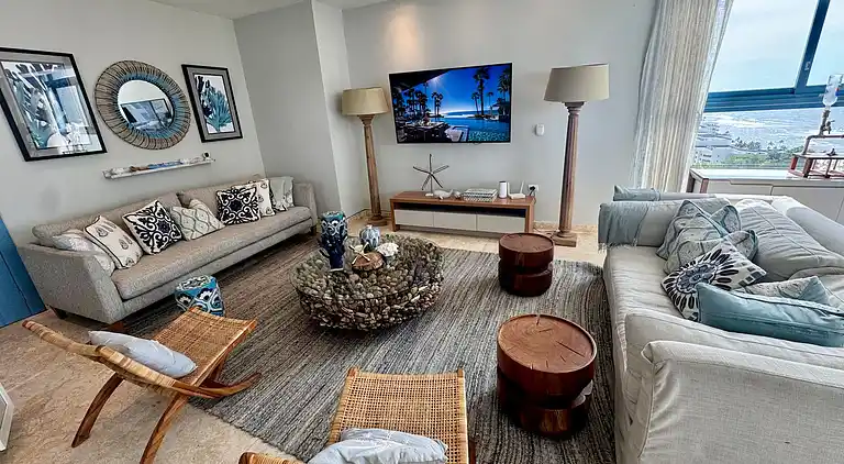JuanDolio Penthouse, 3 Schlafzimmer, Strandlage gegenüber
