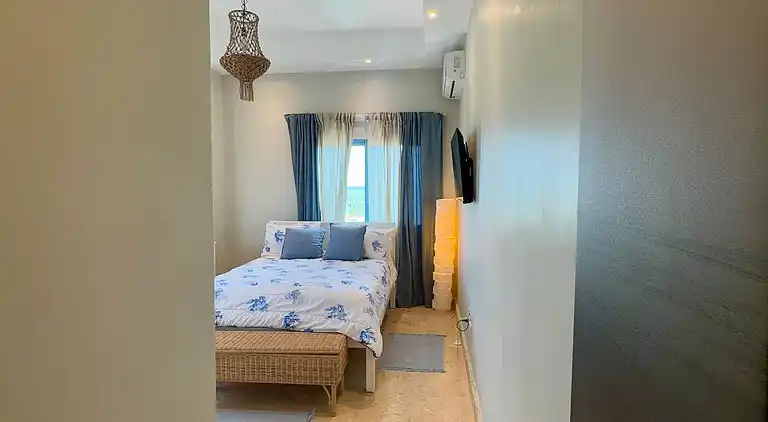 JuanDolio Penthouse, 3 Schlafzimmer, Strandlage gegenüber
