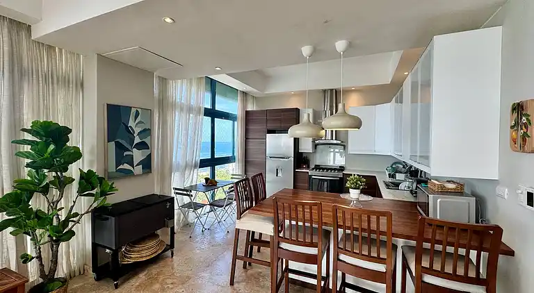 JuanDolio Penthouse, 3 Schlafzimmer, Strandlage gegenüber