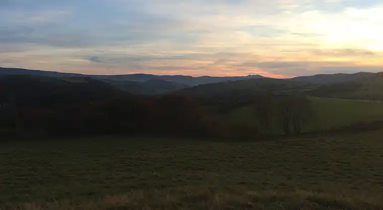 Luxuriöse walisische Holzhütte