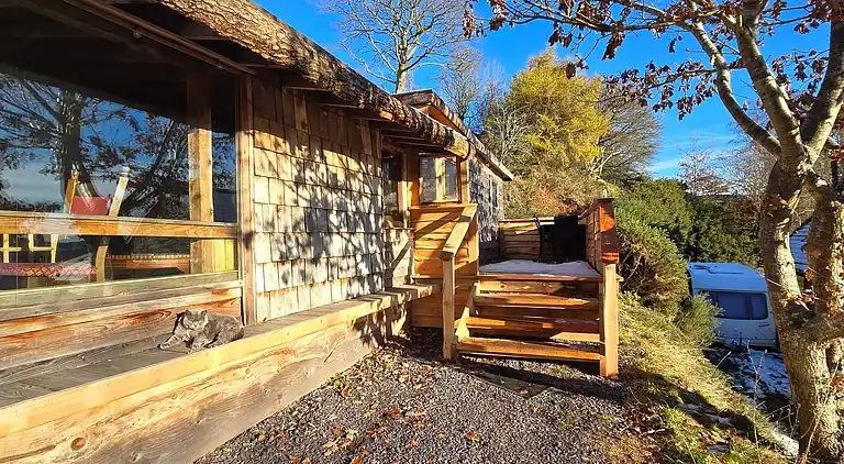 Luxuriöse walisische Holzhütte