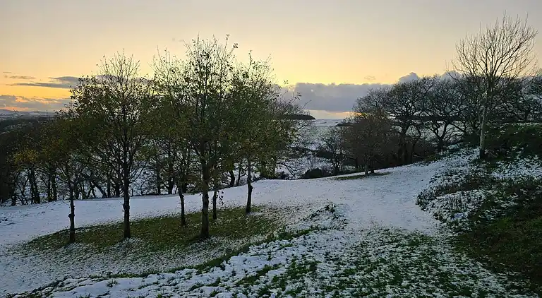 Luxuriöse walisische Holzhütte