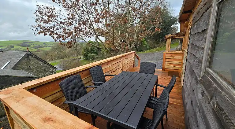 Luxuriöse walisische Holzhütte