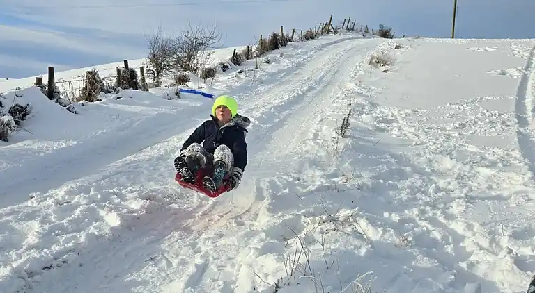 Luxuriöse walisische Holzhütte