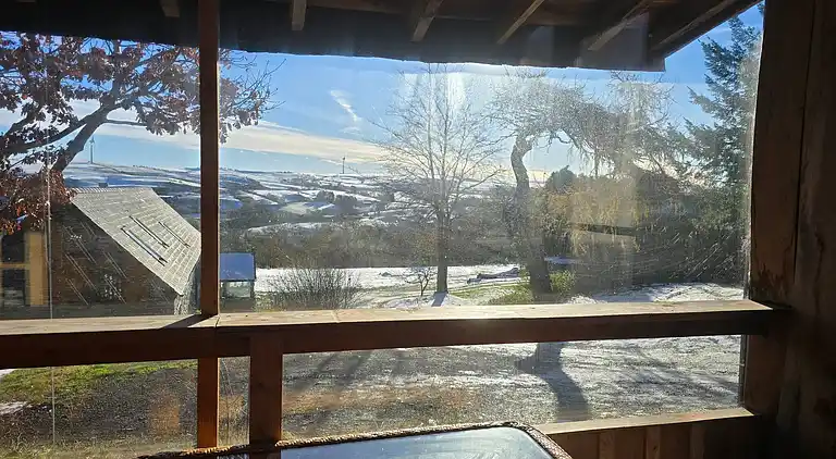 Luxuriöse walisische Holzhütte