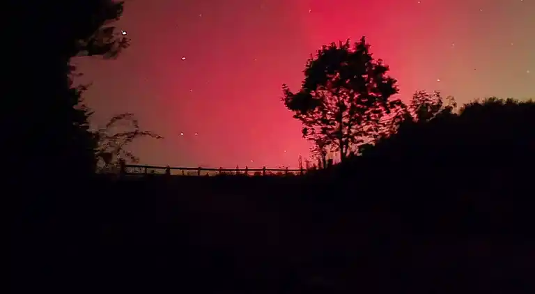 Luxuriöse walisische Holzhütte