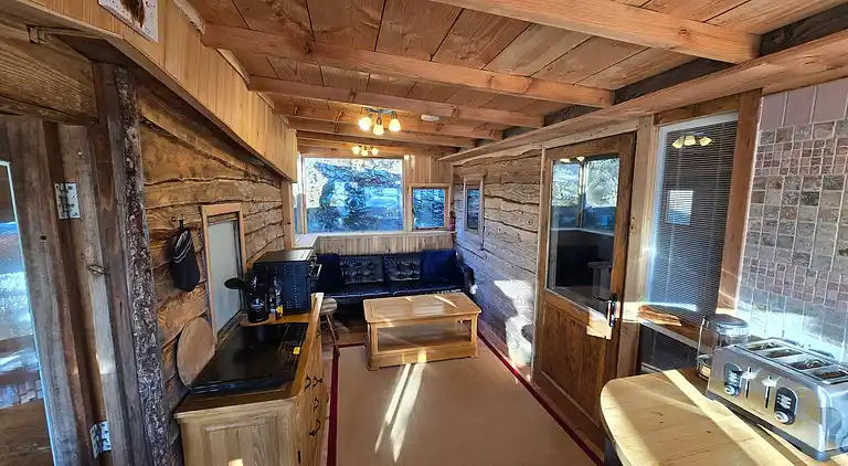 Luxuriöse walisische Holzhütte