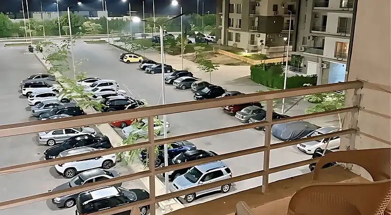 Elegantes Apartment - Sheikh Zayed Compound