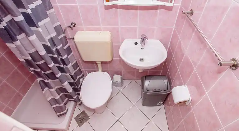 1-Zimmer-Ferienwohnung mit Balkon Lopar, Rab (A-12327-b)