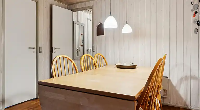 Naturnahes Ferienhaus nahe Meer und Strand