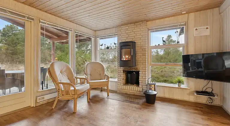 Naturnahes Ferienhaus nahe Meer und Strand