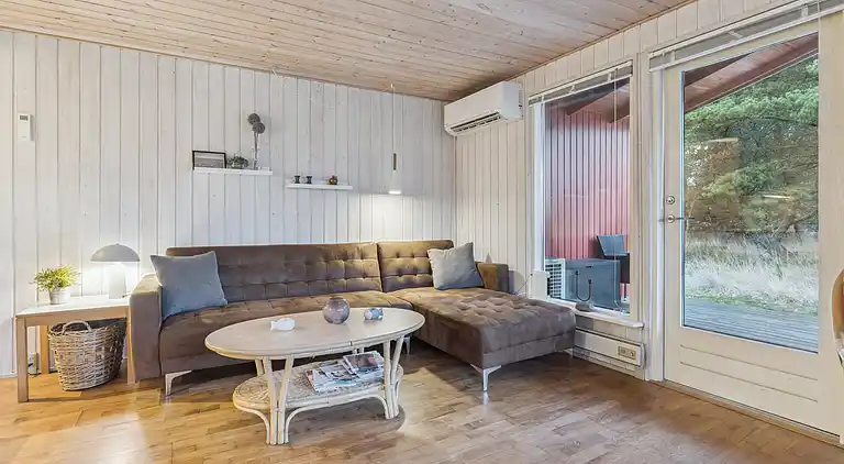 Naturnahes Ferienhaus nahe Meer und Strand