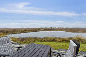Feriebolig med udsigt og ro tæt på fjord og natur