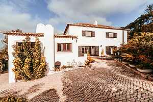 Ferienhaus in Algueirão-Mem Martins