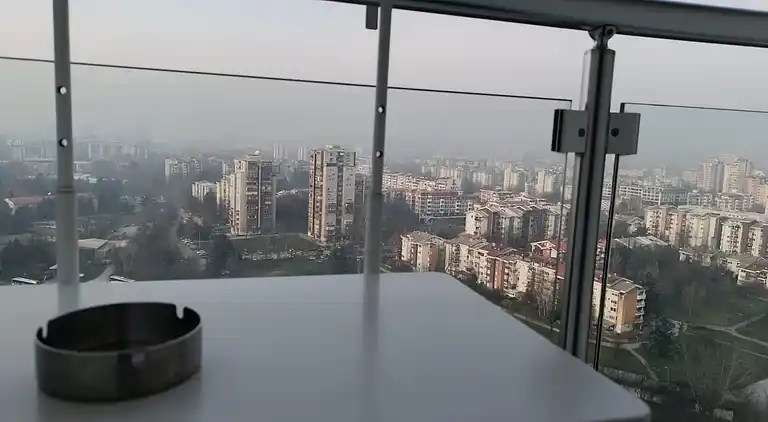 Eigentumswohnung im 19. Stock in Cevahir mit Pool und