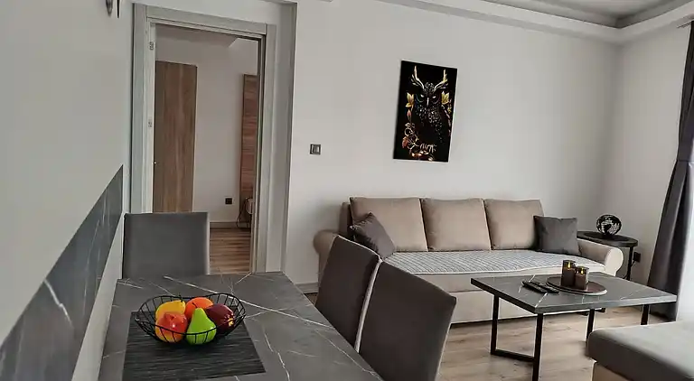 Eigentumswohnung im 19. Stock in Cevahir mit Pool und